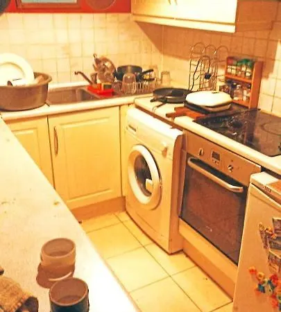 With Saloon And Kitchen دبلن